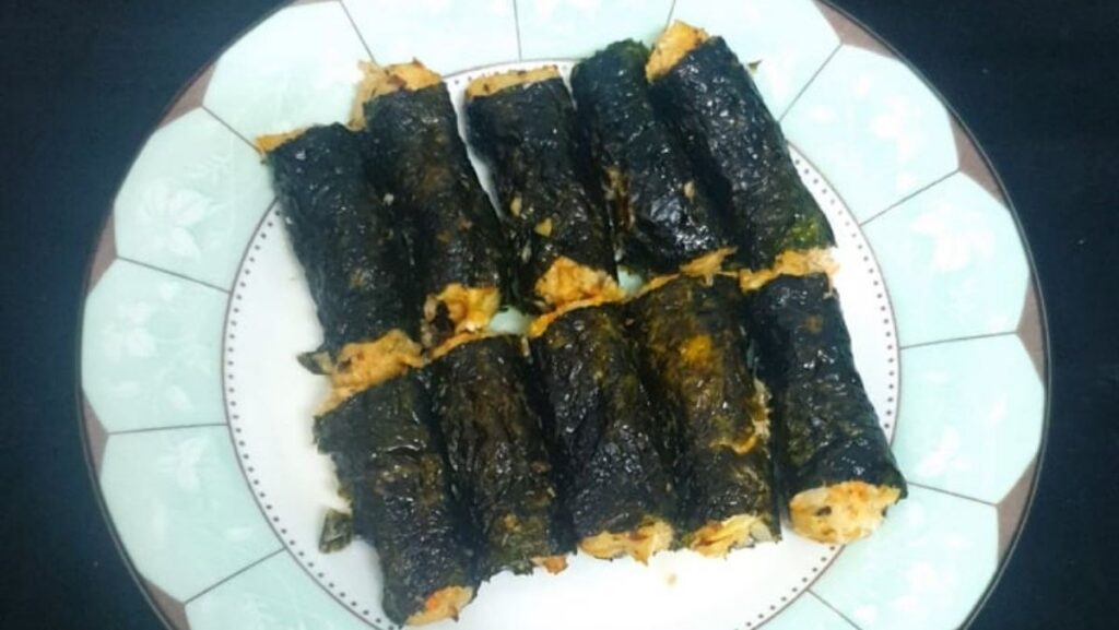 Cách làm gà cuộn rong biển cực hấp dẫn, đậm đà hương vị[2025]