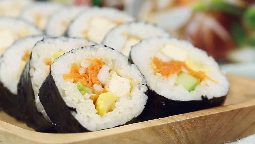 3 cách làm sushi chay thơm ngon đơn giản tại nhà ai cũng mê | Kithome