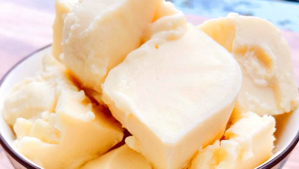 Cách làm kem đậu xanh nước cốt dừa bằng máy xay sinh tố dẻo mịn thơm ngon [2025]