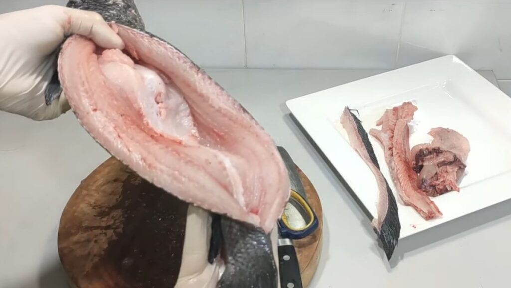 3 Cách phi lê cá (lọc xương cá) dễ dàng cho các bà nội trợ tại gia