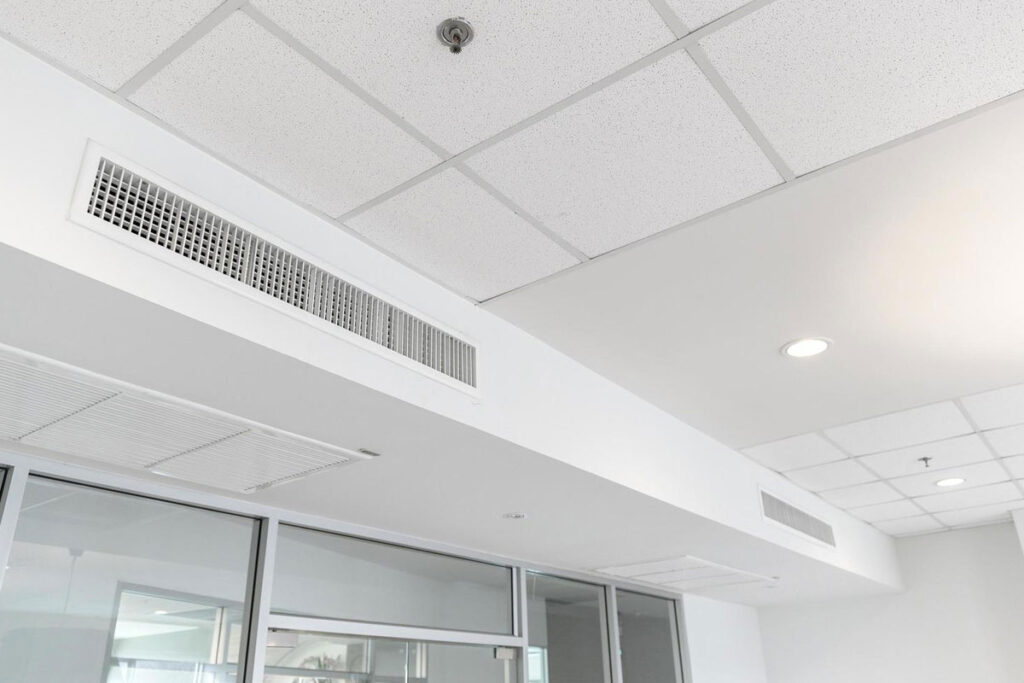 Đánh Giá Chi Tiết Điều Hòa Nối Ống Gió Gree Inverter GDC42S6I/GMC42S6I