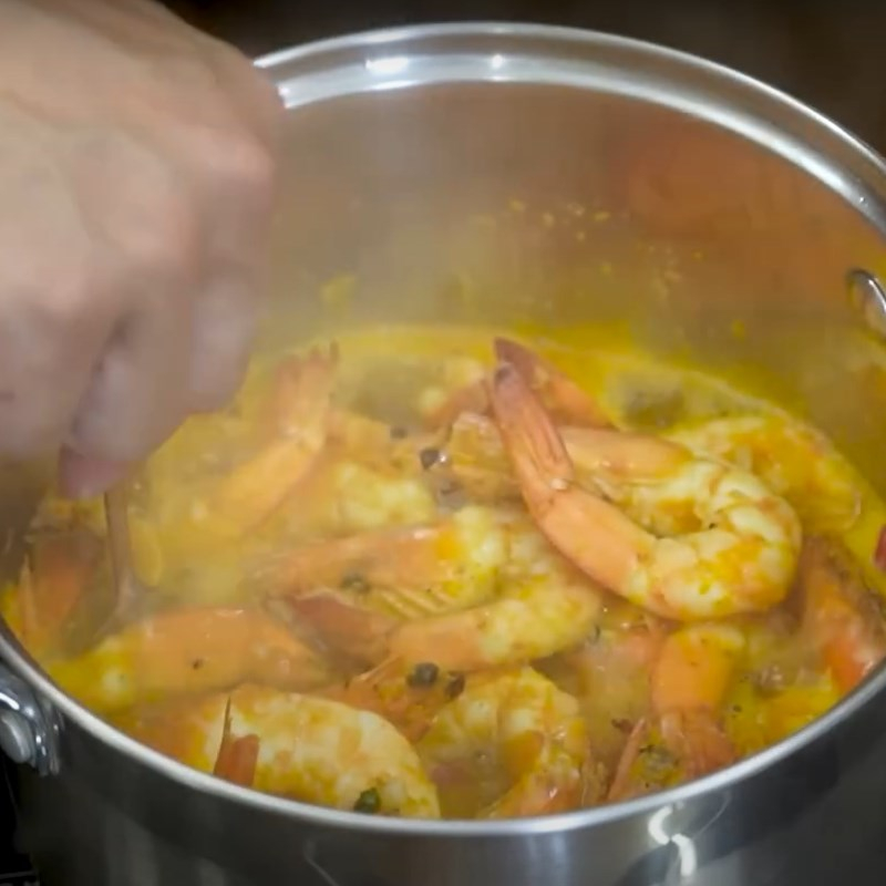 Bước 3 Rim tôm Tôm rim tiêu