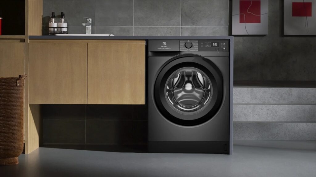 So Sánh Máy Giặt Electrolux 10kg EWF1023P5WC và EWF1024D3SC: Mẫu Nào Đáng Mua Hơn?