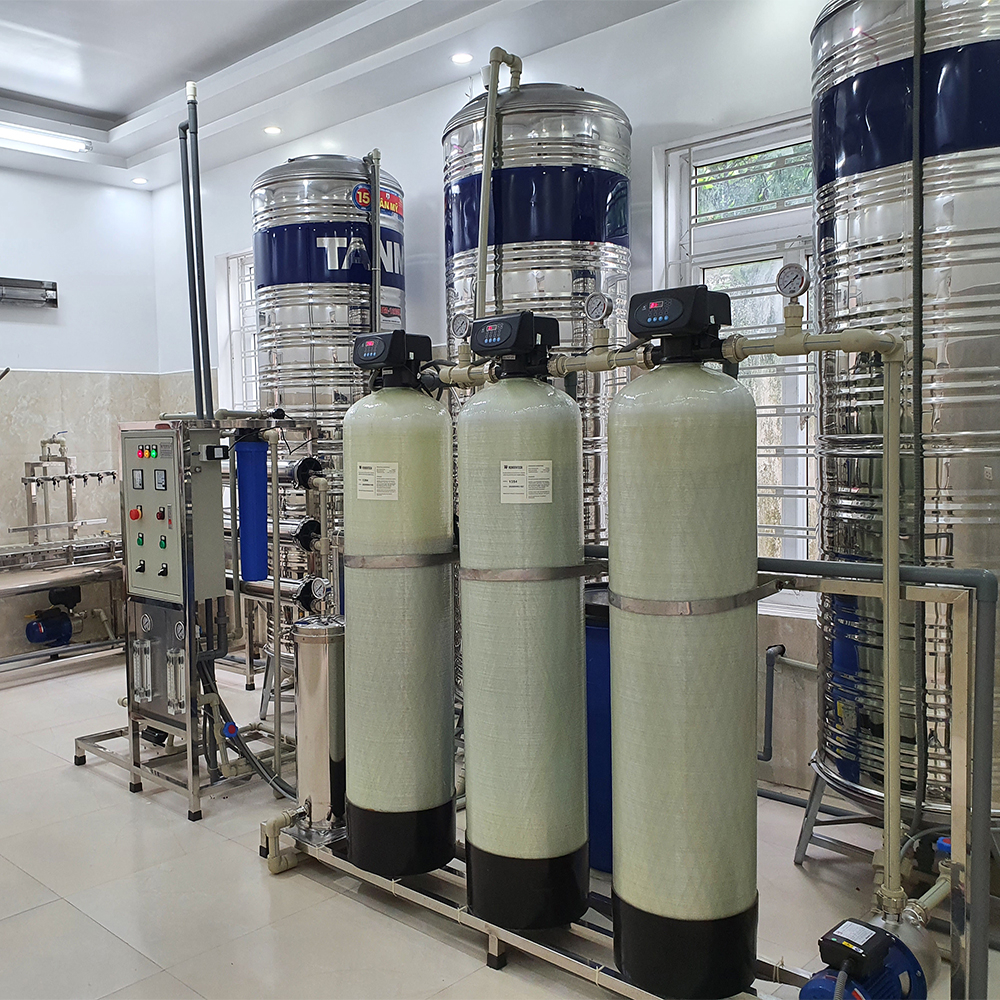 Hệ Thống Máy Lọc Nước Công Nghiệp Karofi: Nguyên Lý, Ưu Điểm, Ứng Dụng và Cách Vận Hành Hiệu Quả 2025