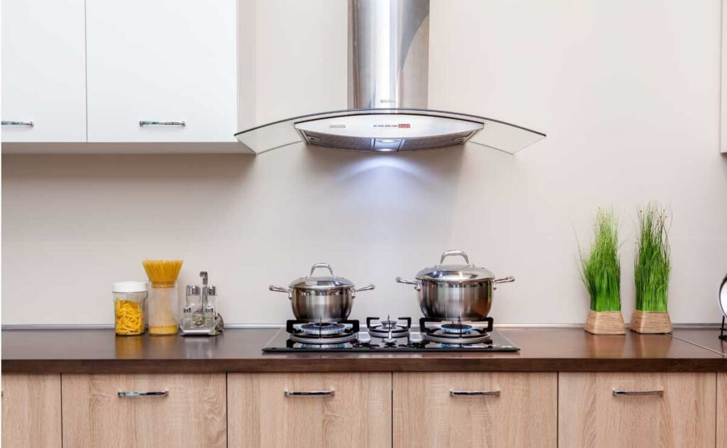 Cách chọn mua máy hút mùi tốt hiện nay