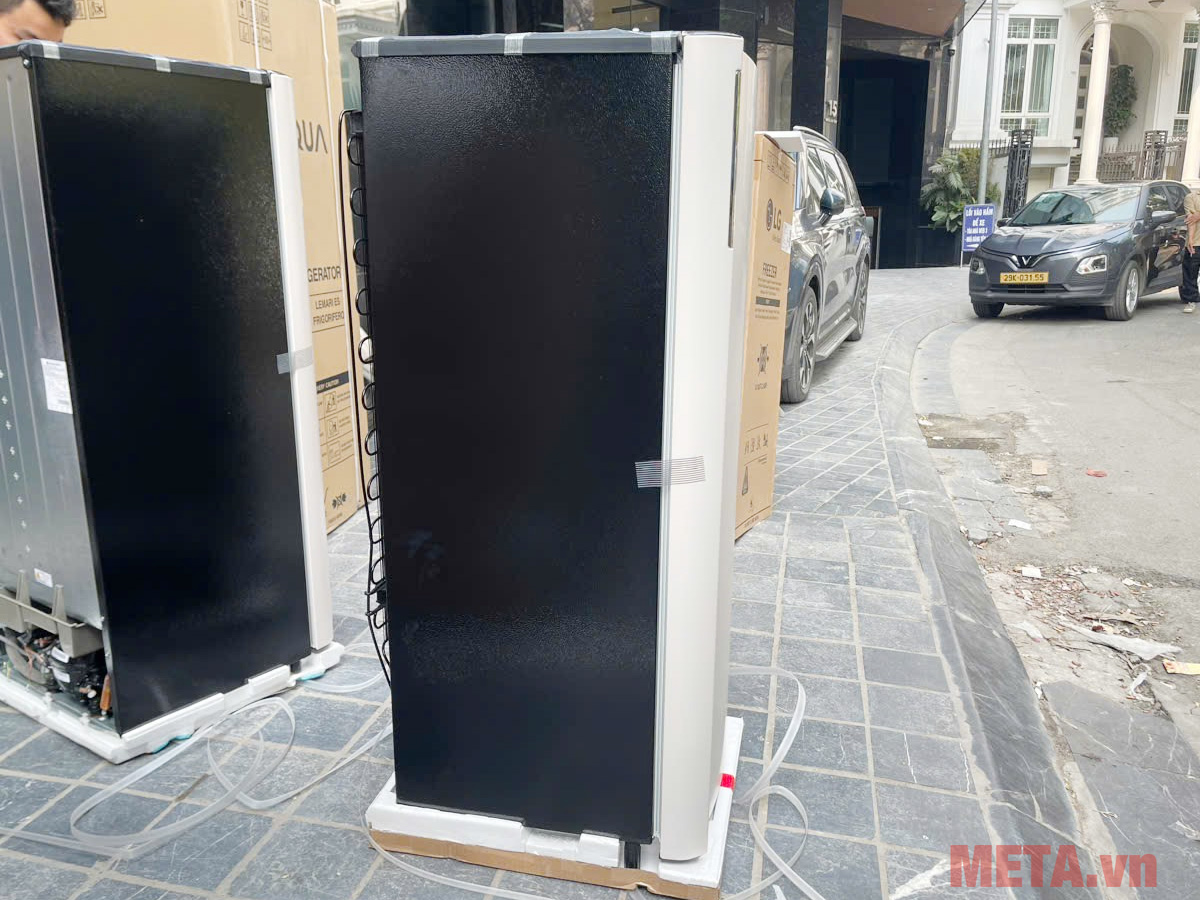 Tủ đông đứng LG 165 lít 1 cửa LOF16BGM