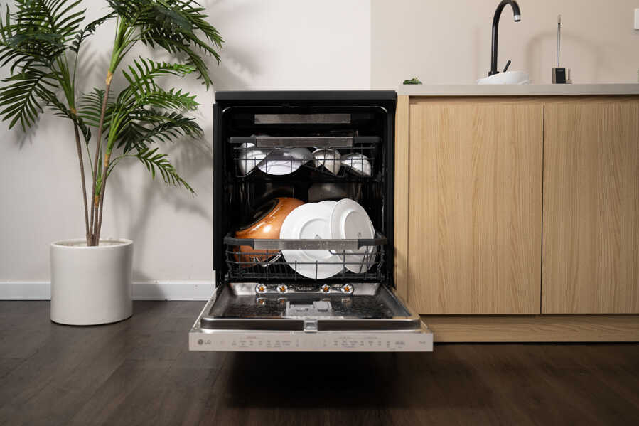 Tìm Hiểu Về Máy Rửa Chén LG – Thương Hiệu Nào? Có Nên Đầu Tư?